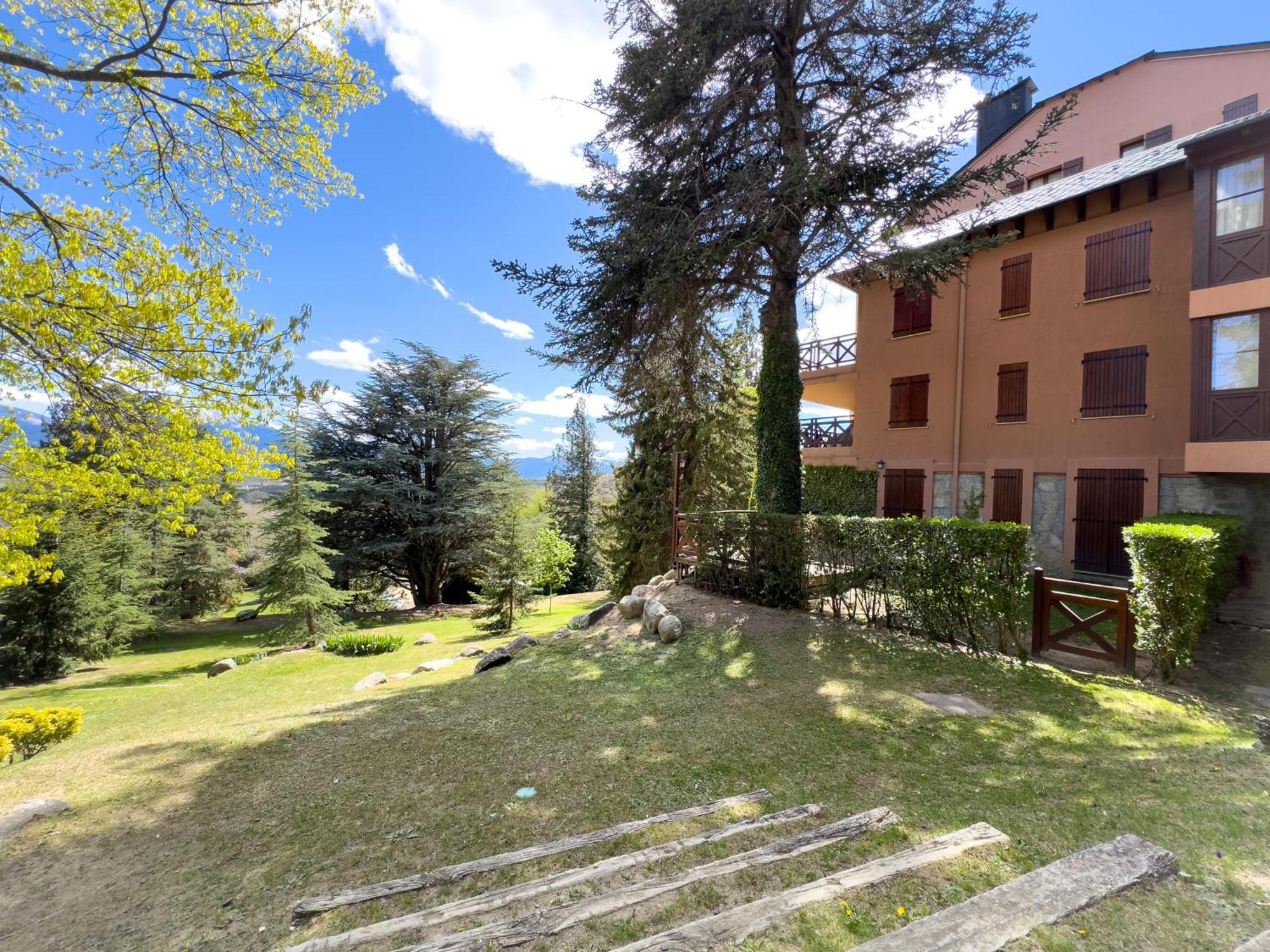 Apartamento Ideal Para Parejas En Enveitg Exteriér fotografie