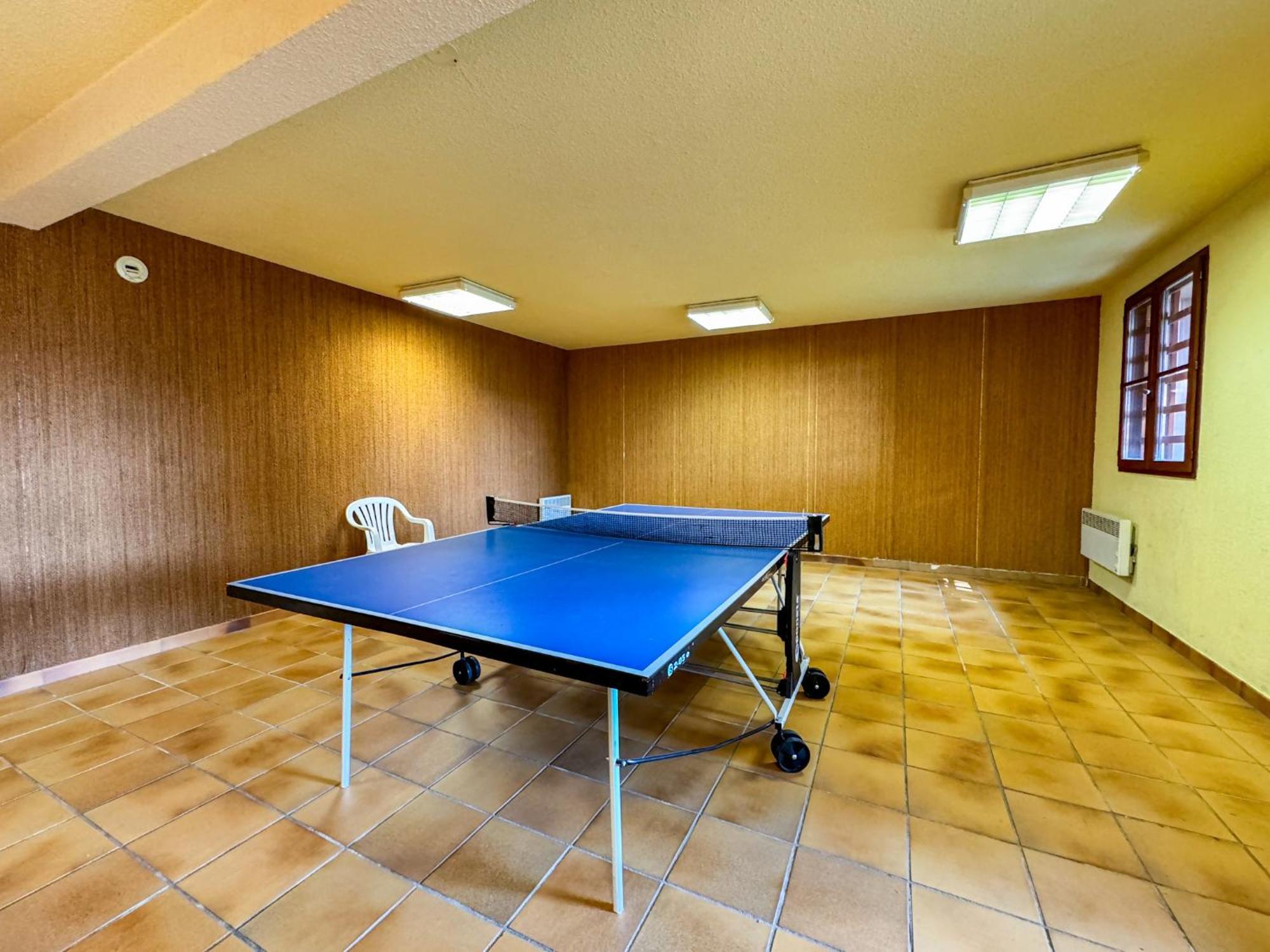 Apartamento Ideal Para Parejas En Enveitg Exteriér fotografie